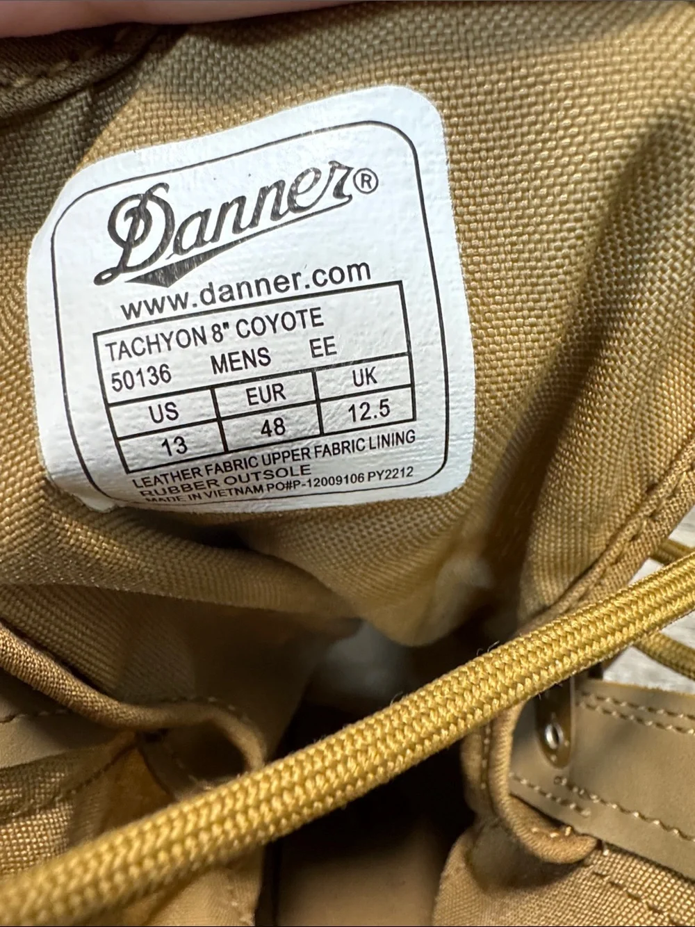 Danner Tactical Lace-Up Combat Boots in Coyote Brown men’s SZ 13
